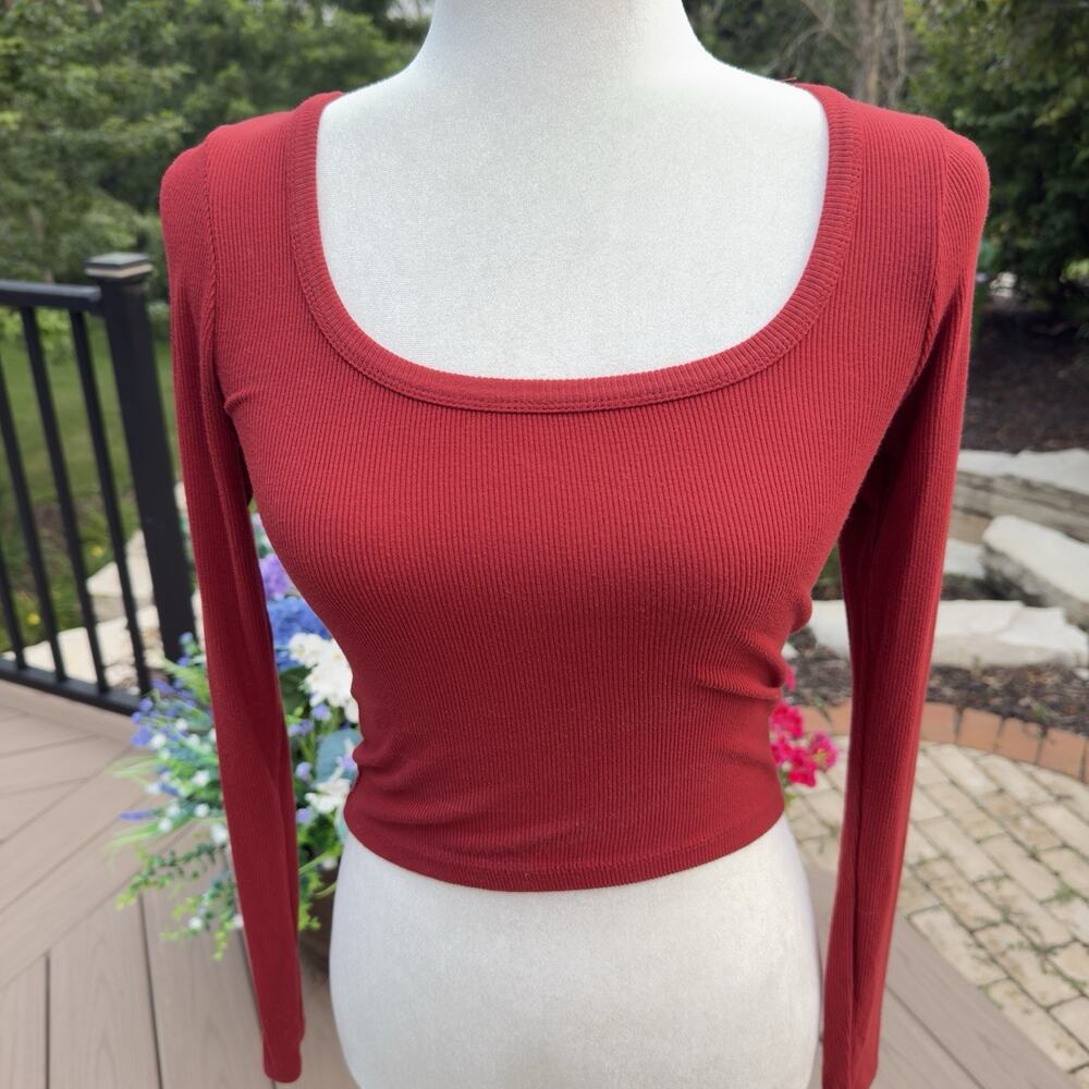 Better Together Crop Top Women XS Maroon Stretch Ribbed Scoop Neck Long Sleeve